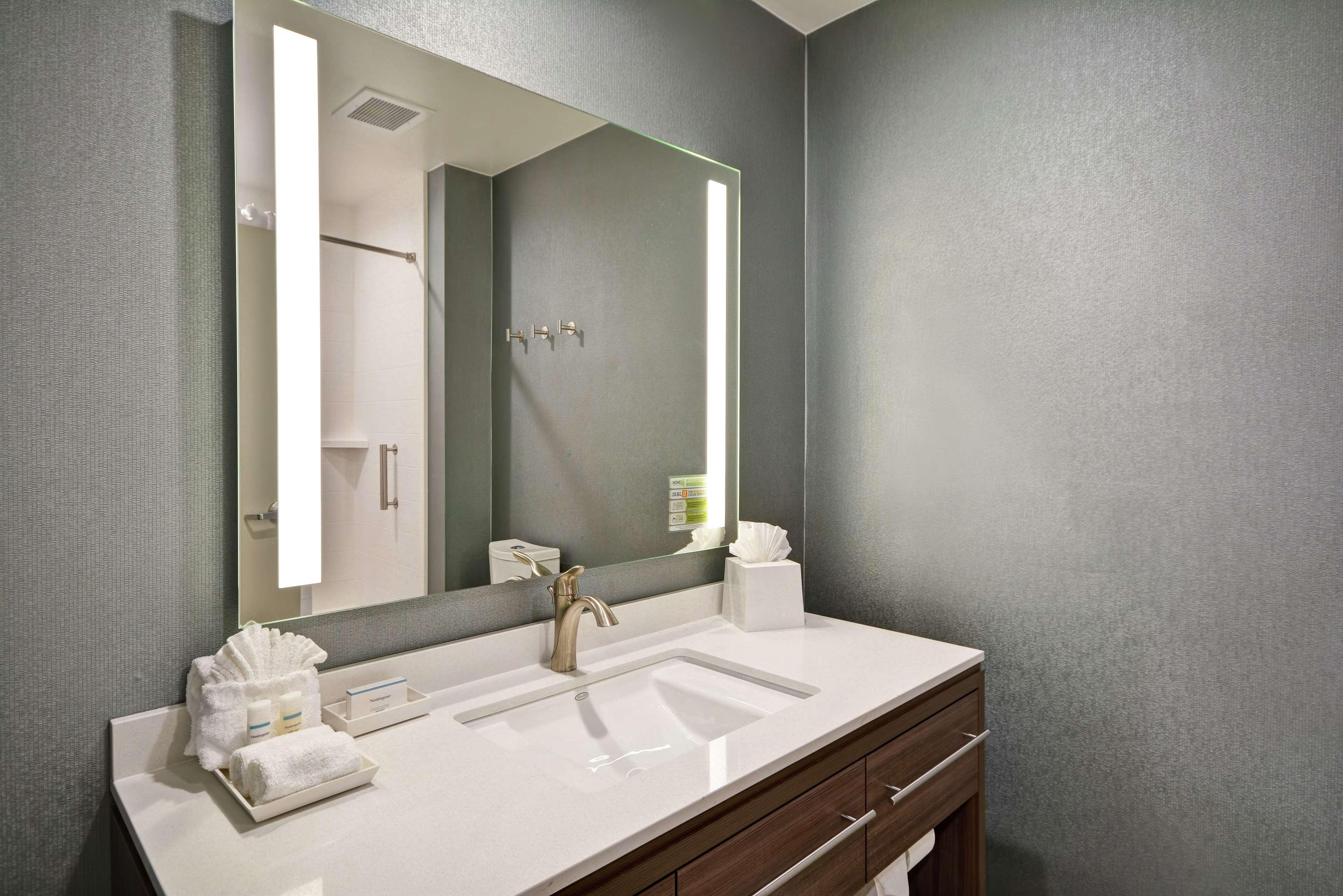 Home2 Suites Plano Legacy West Exteriör bild