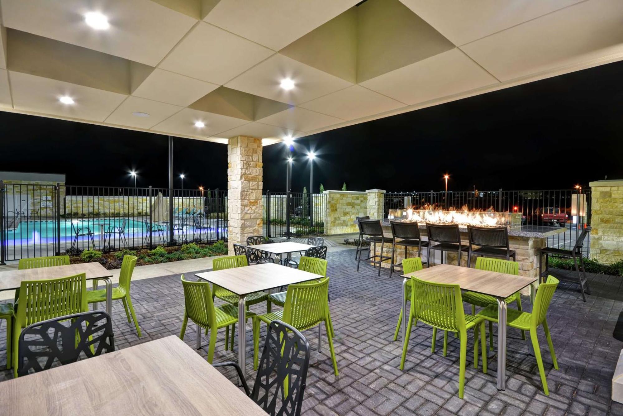 Home2 Suites Plano Legacy West Exteriör bild